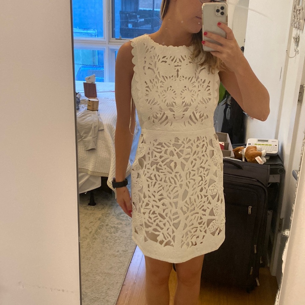 White Mini Dress. With cutout design. Perfect for Bridal events